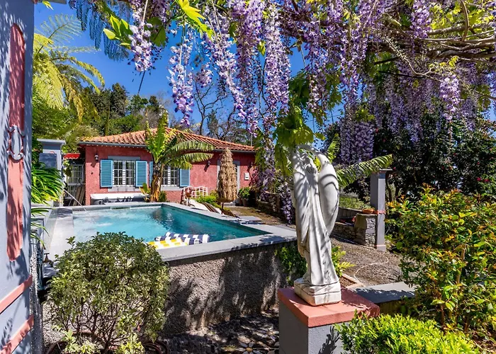 Quinta Belmonte With Private Heated Pool In Funchal